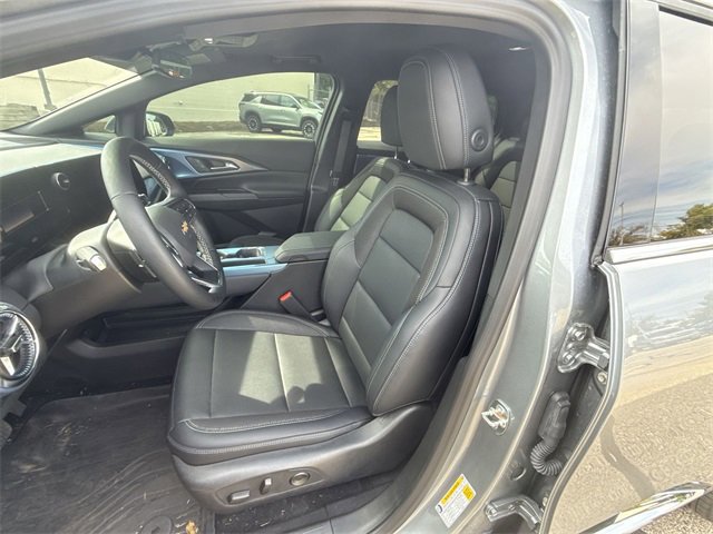2025 Chevrolet Equinox EV 1LT photo 8