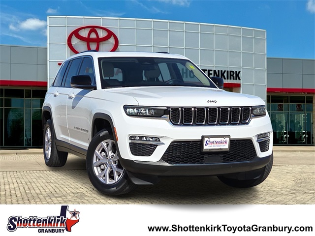 2022 Jeep Grand Cherokee Limited's photo