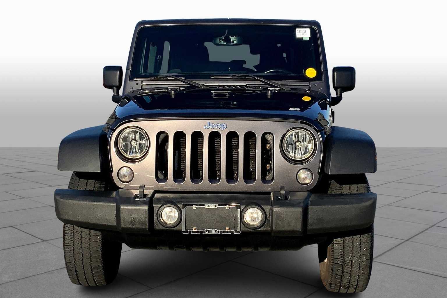2018 Jeep Wrangler Unlimited Sport S photo 2