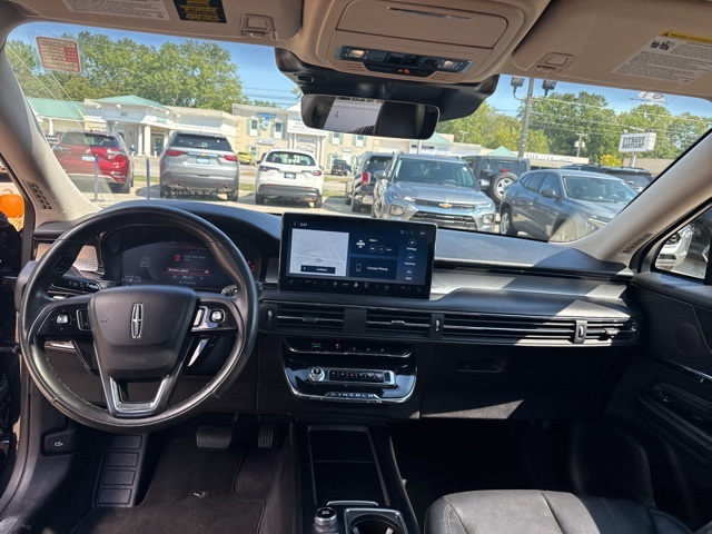 2023 Lincoln Corsair Standard photo 27