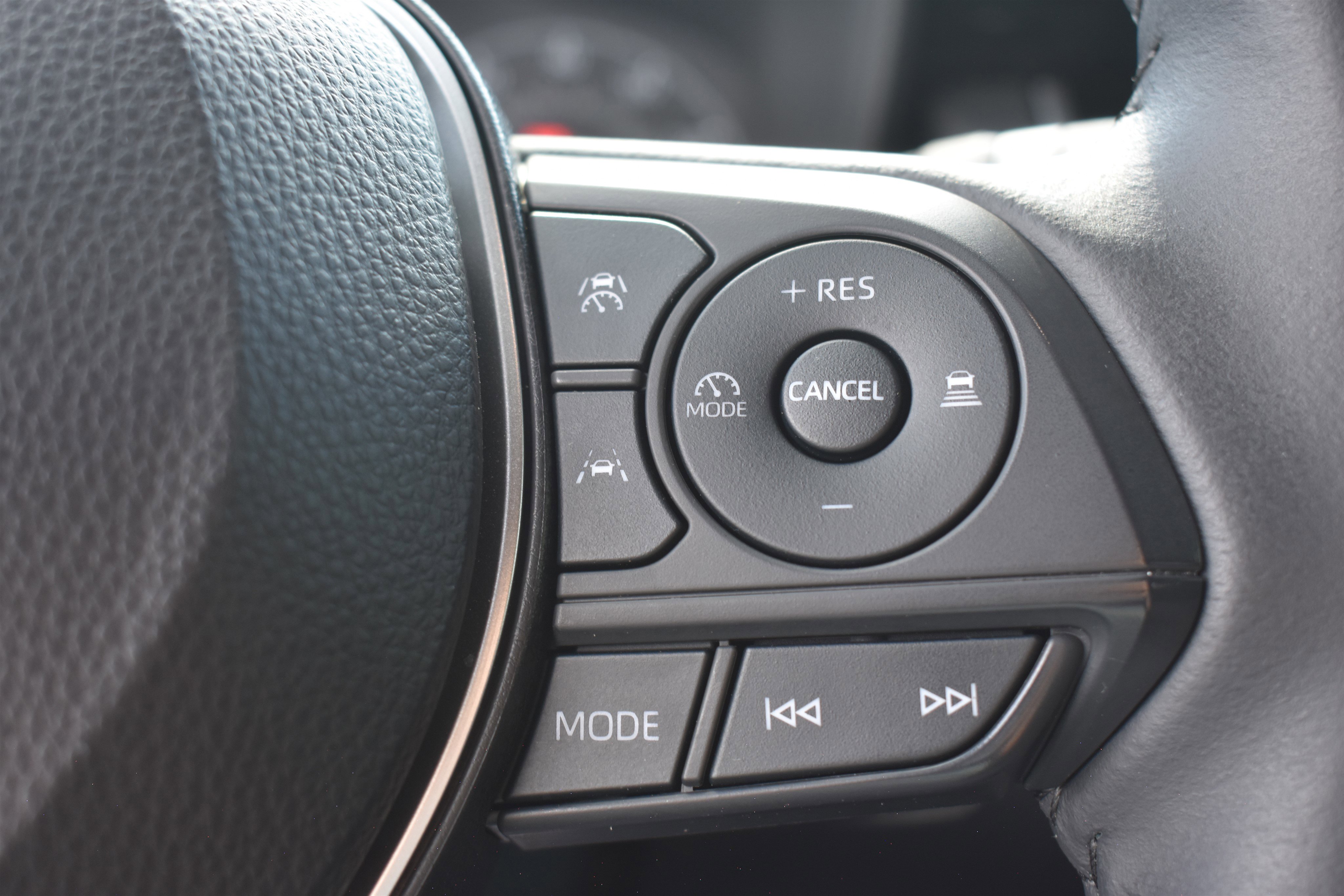 2024 Toyota Corolla Hybrid SE photo 8