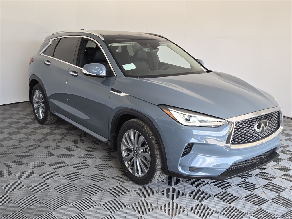 2025 Infiniti QX50 Luxe AWD photo 2