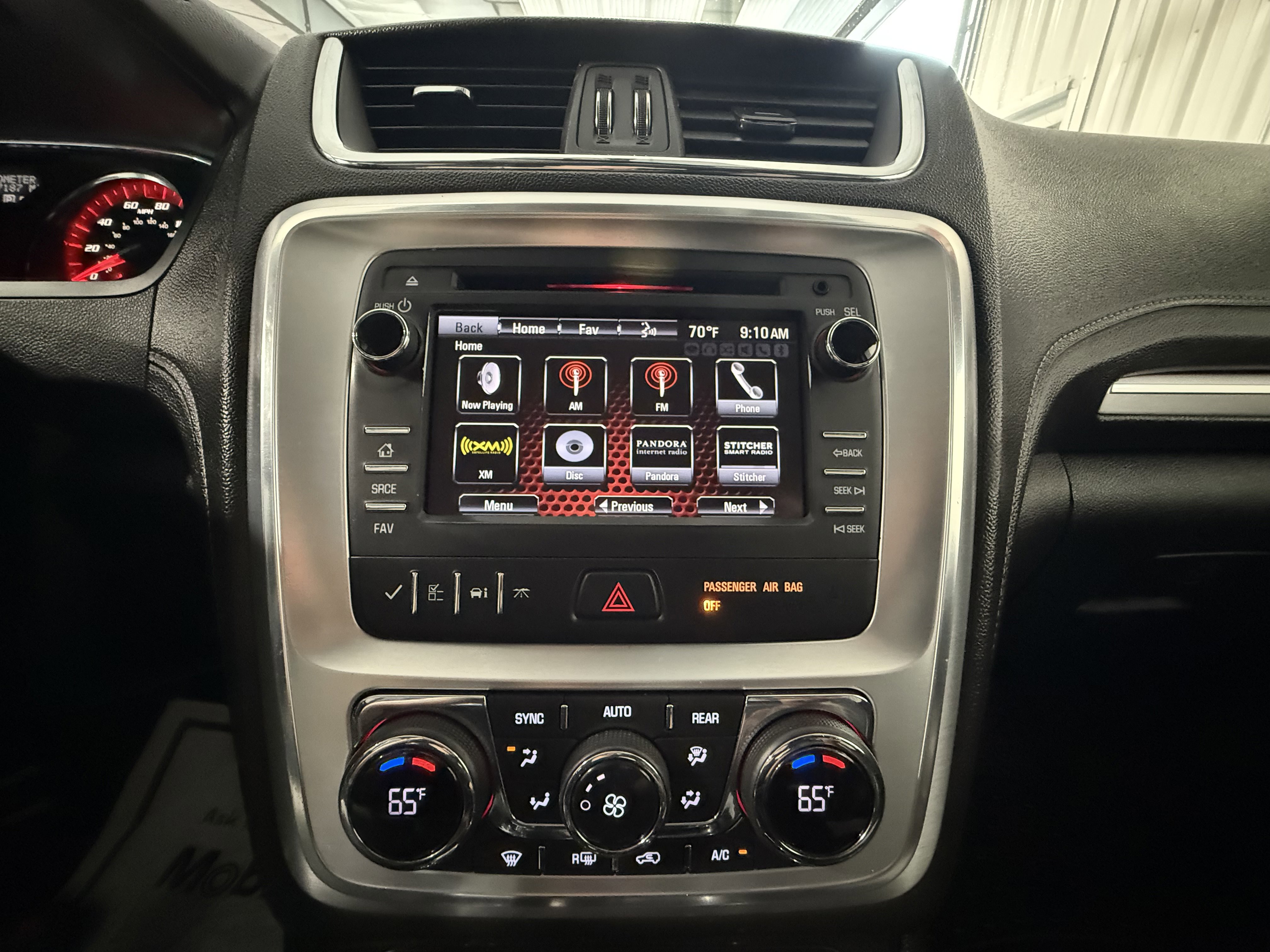 2014 Gmc Acadia SLT photo 21