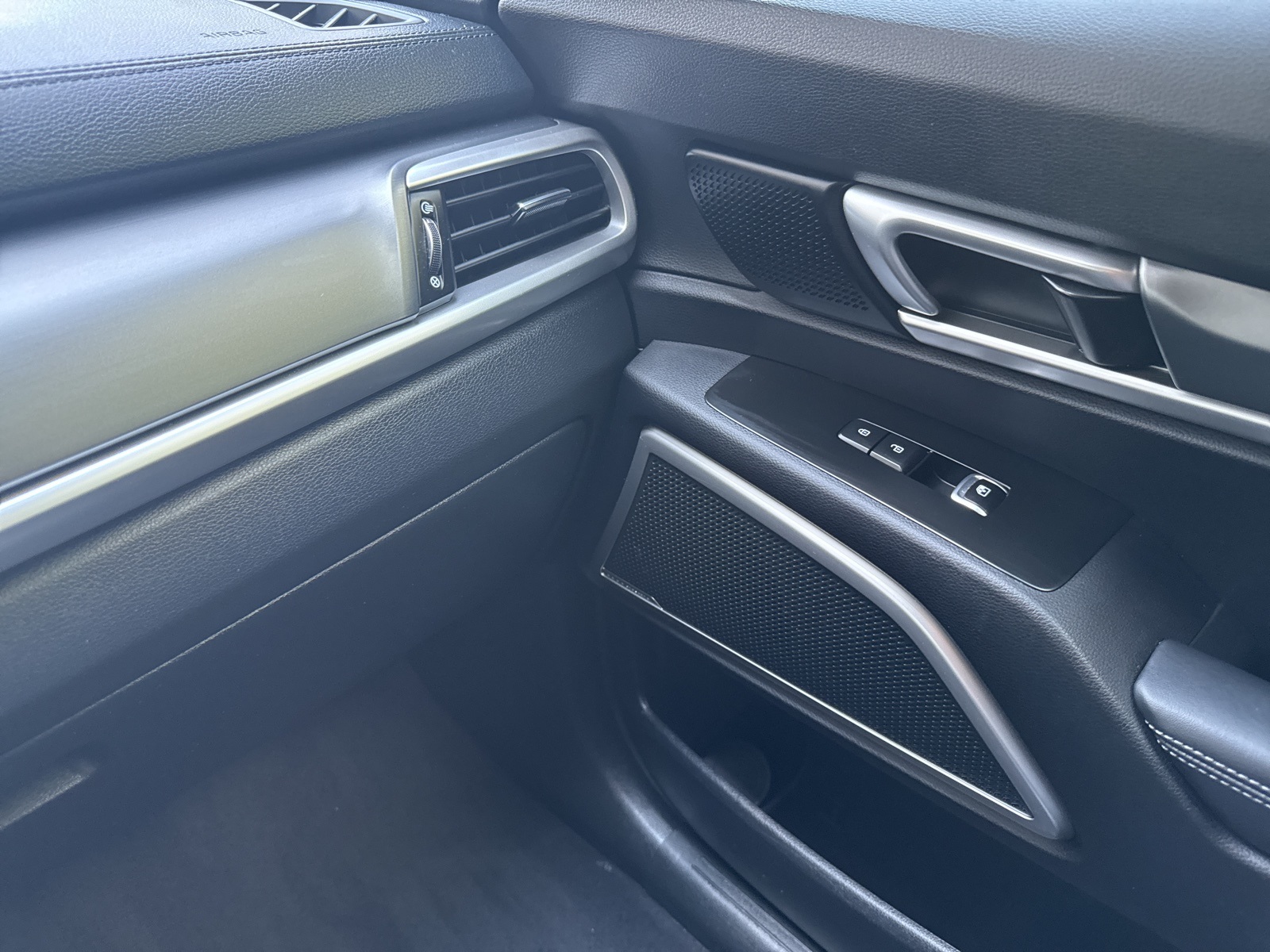 2021 Kia Telluride S photo 30
