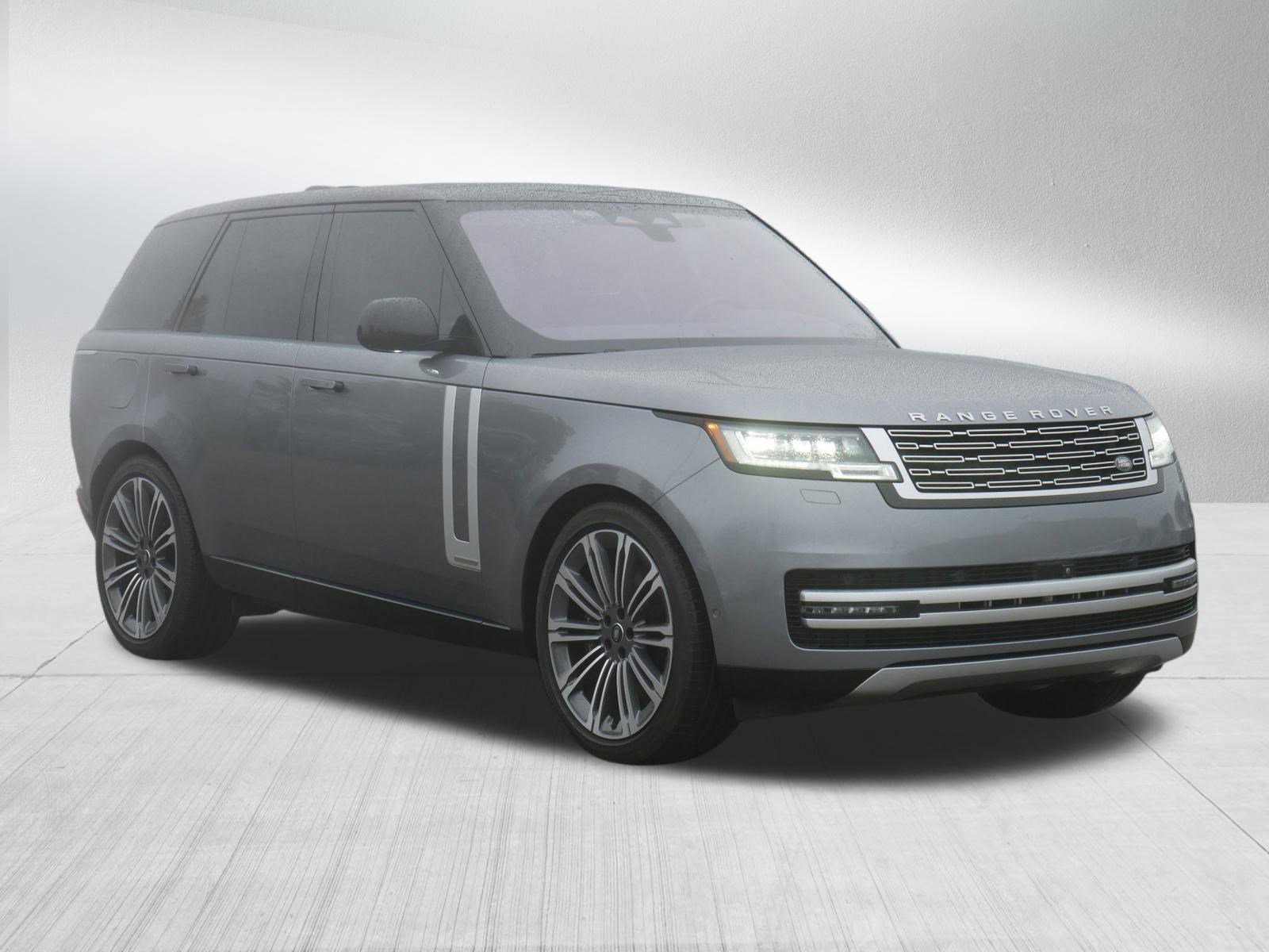 2023 Land Rover Range Rover Autobiography photo 3