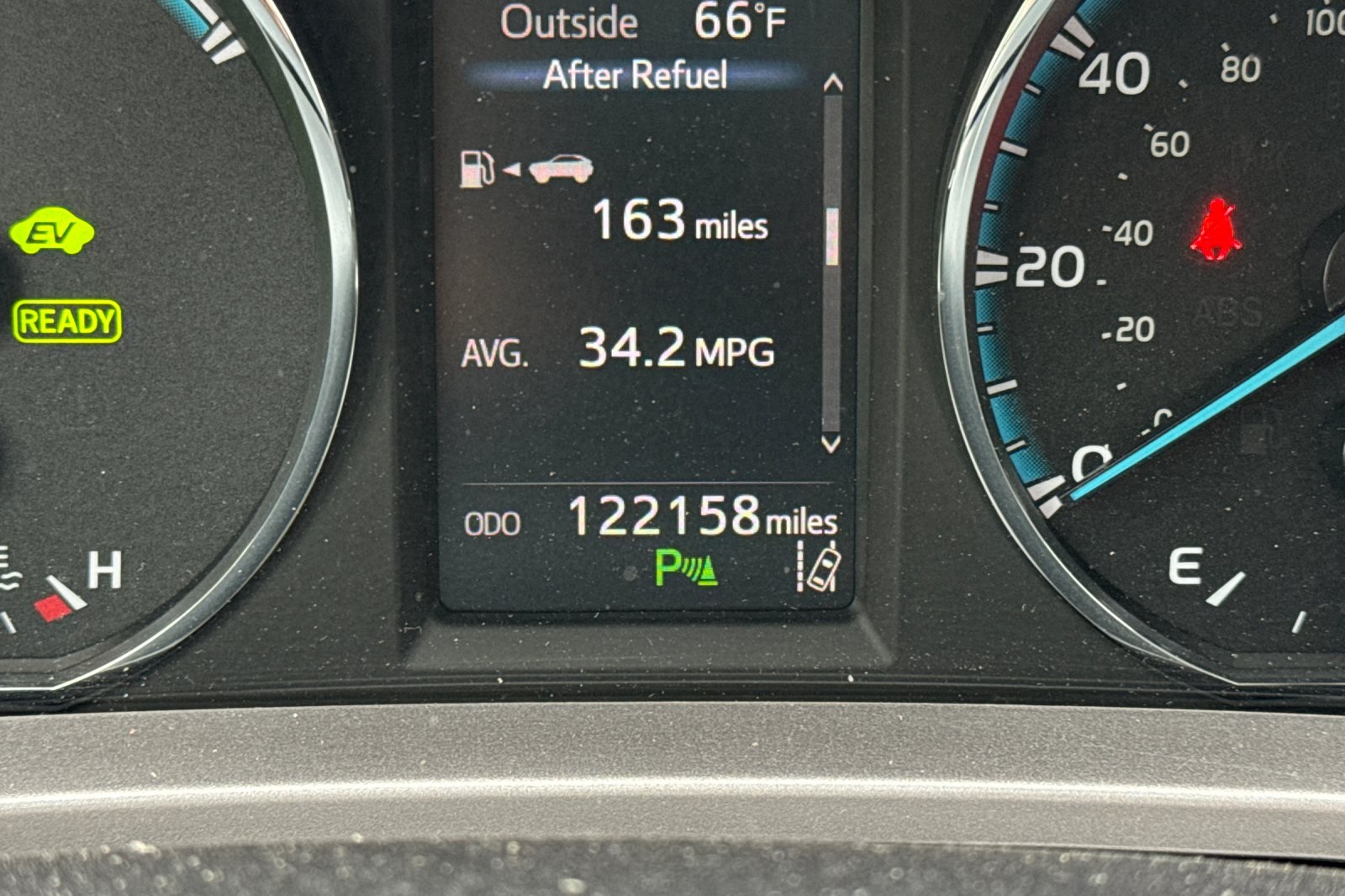 2018 Toyota RAV4 Hybrid Limited photo 22