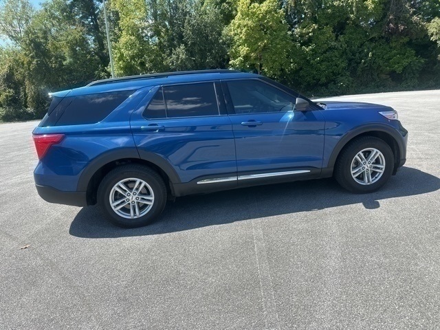 2021 Ford Explorer XLT photo 7