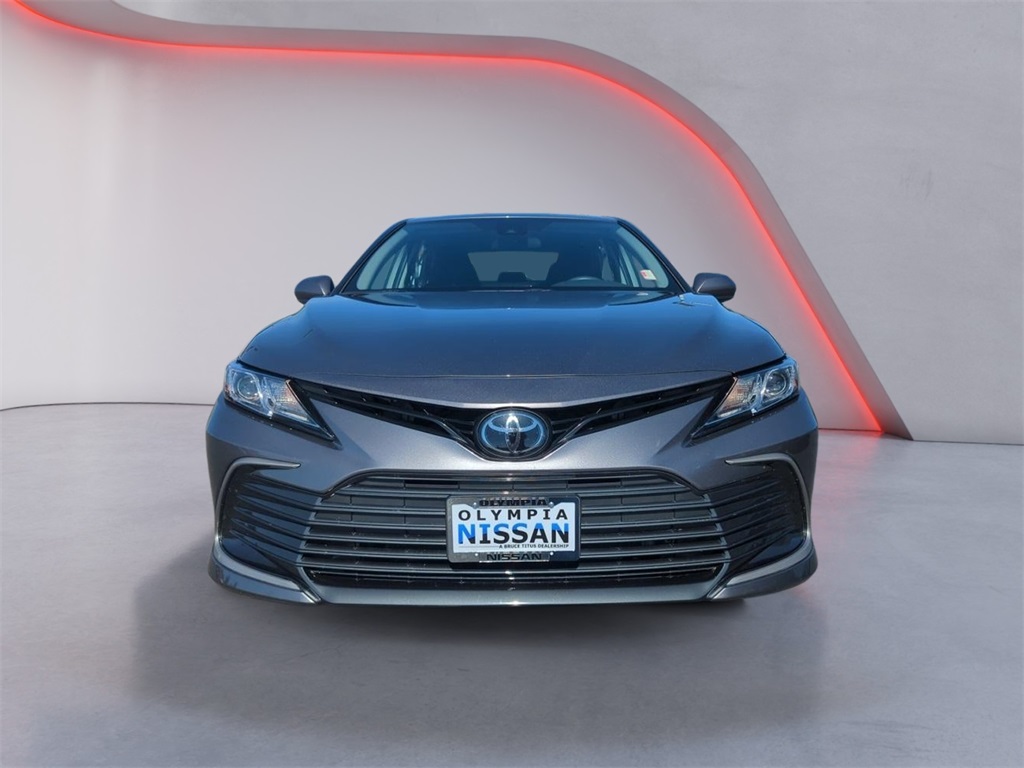 2024 Toyota Camry LE photo 3