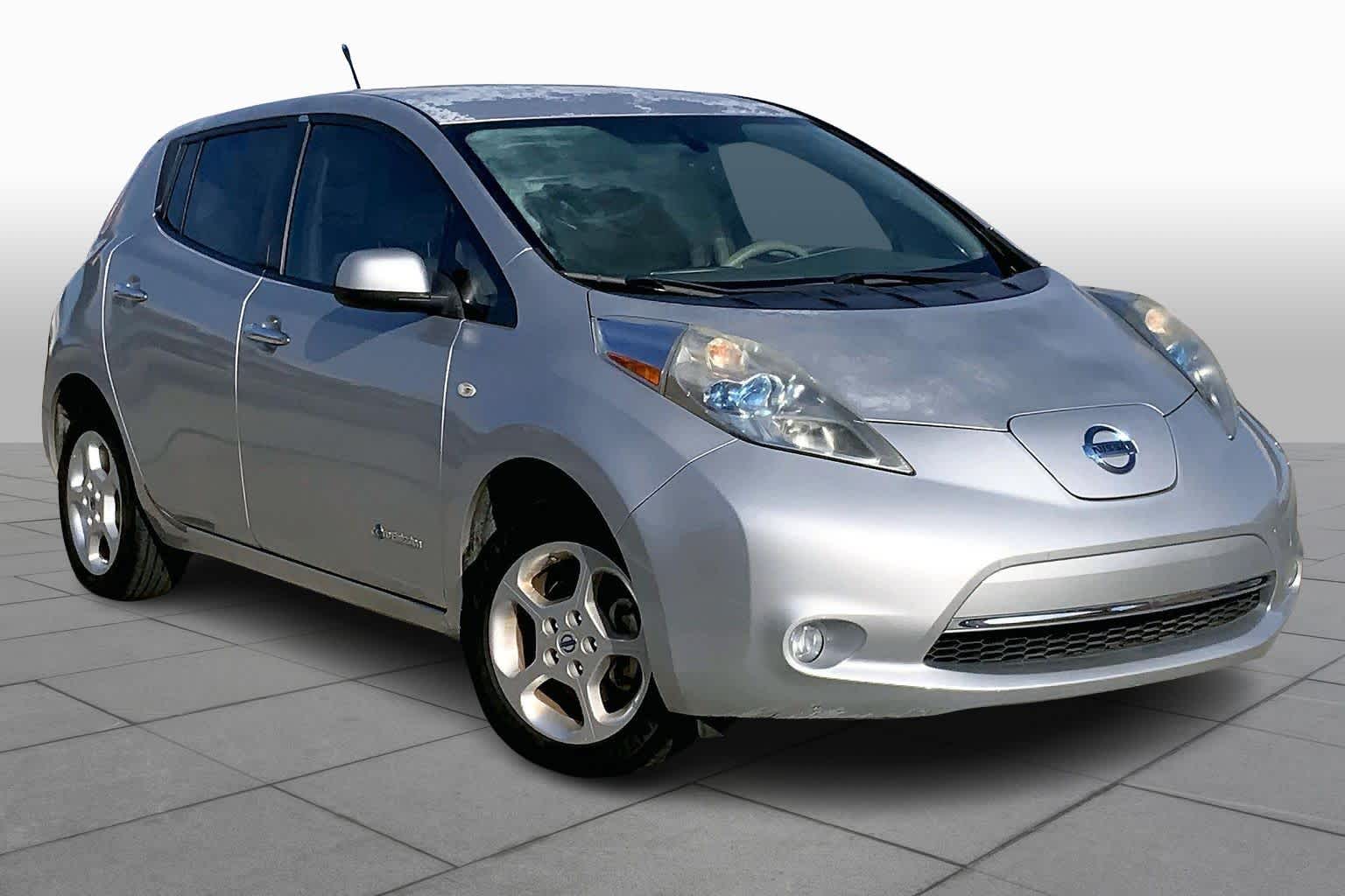 Used 2012 Nissan LEAF SL with VIN JN1AZ0CP5CT015084 for sale in Oklahoma City, OK