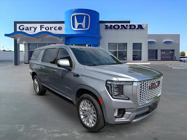 2024 GMC Yukon XL Denali's photo