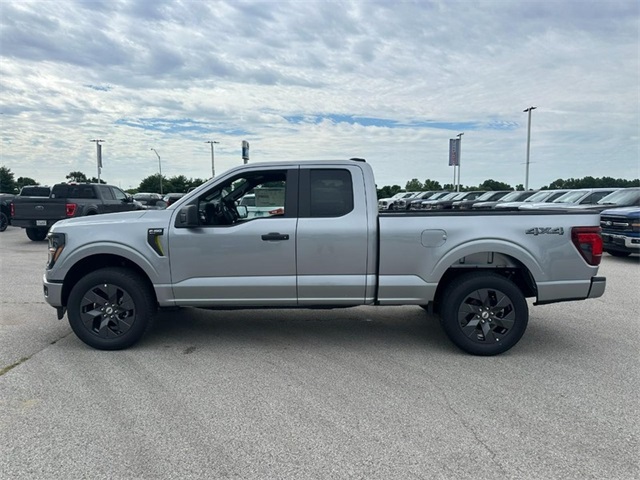 2025 Ford F-150 STX photo 2
