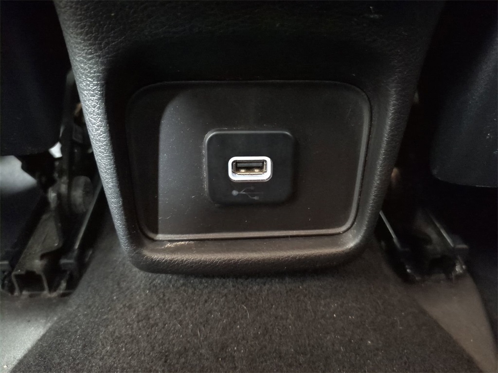 2020 Jeep Compass Latitude photo 14