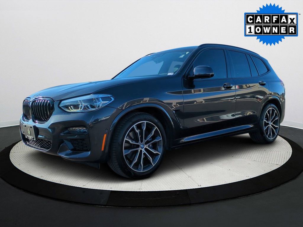 2021 BMW X3 40i's photo