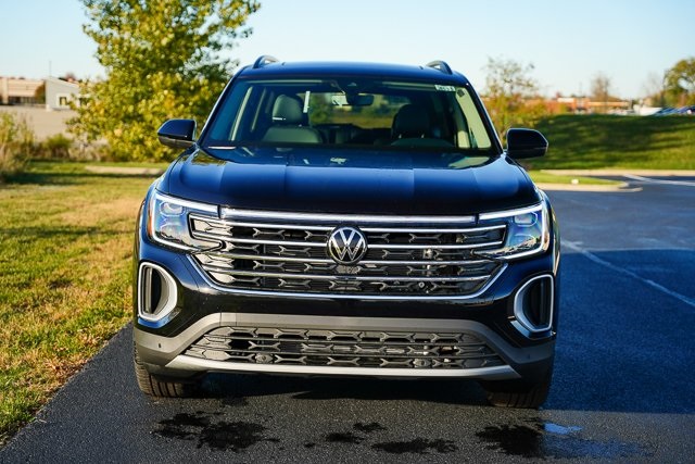 2026 Volkswagen Atlas SE Technology photo 4