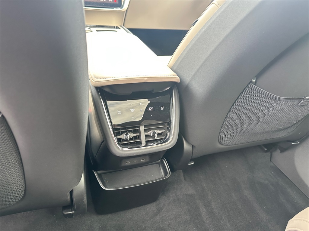 2025 Volvo EX90 Twin Motor Performance Ultra photo 26
