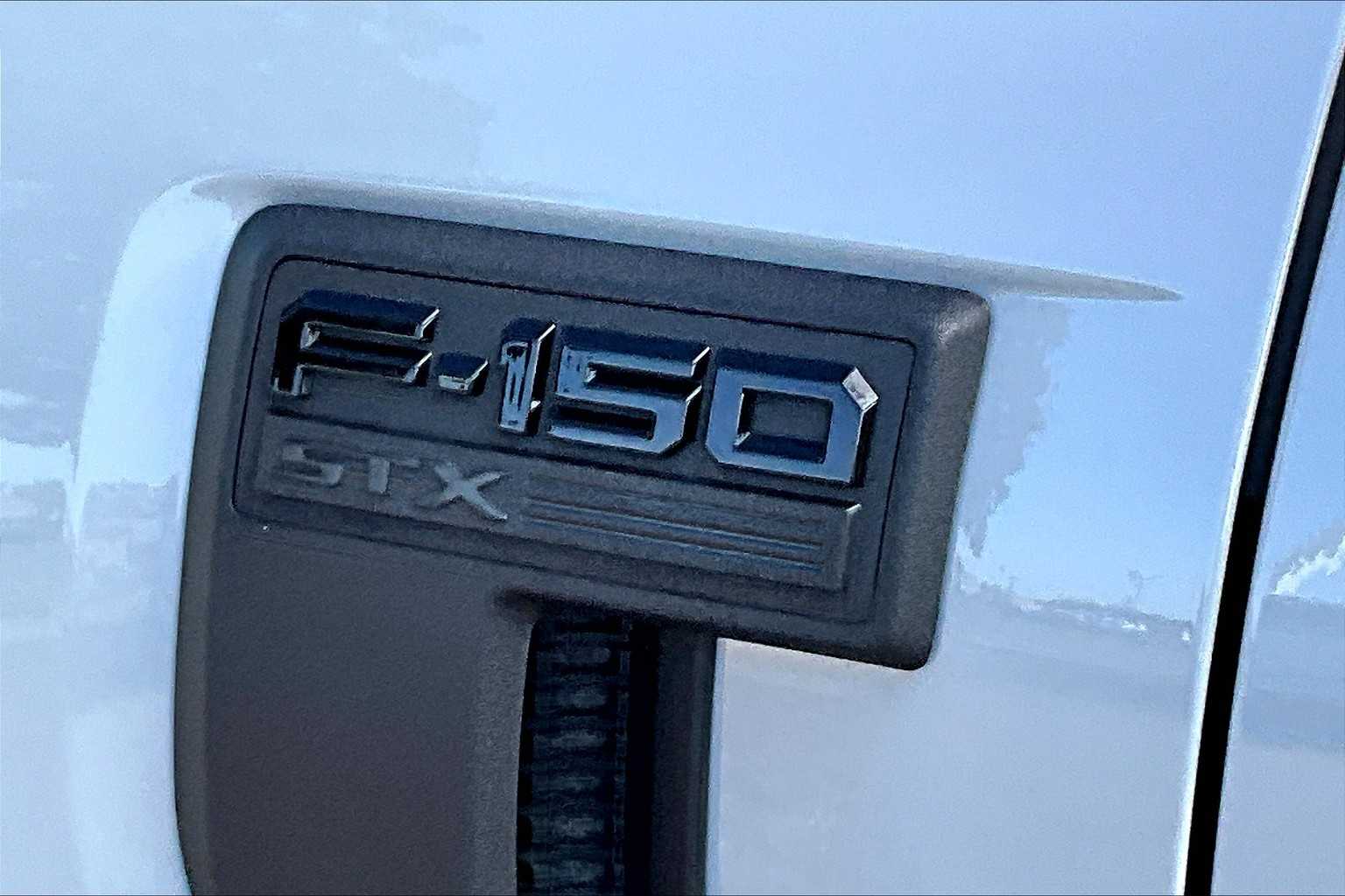 2024 Ford F-150 STX photo 28