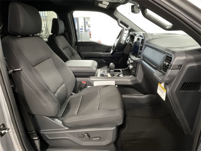 2025 Ford F-150 XLT photo 27