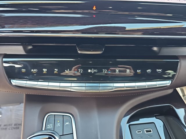2023 Cadillac Escalade Sport Platinum photo 22