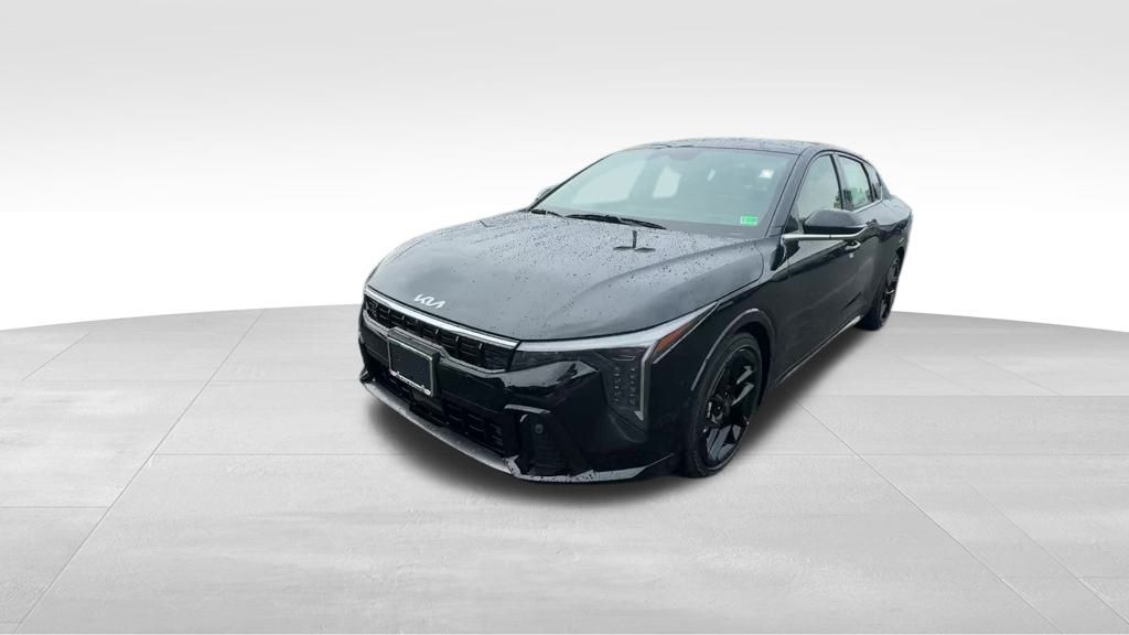 2025 Kia K4 GT-Line Turbo photo 10