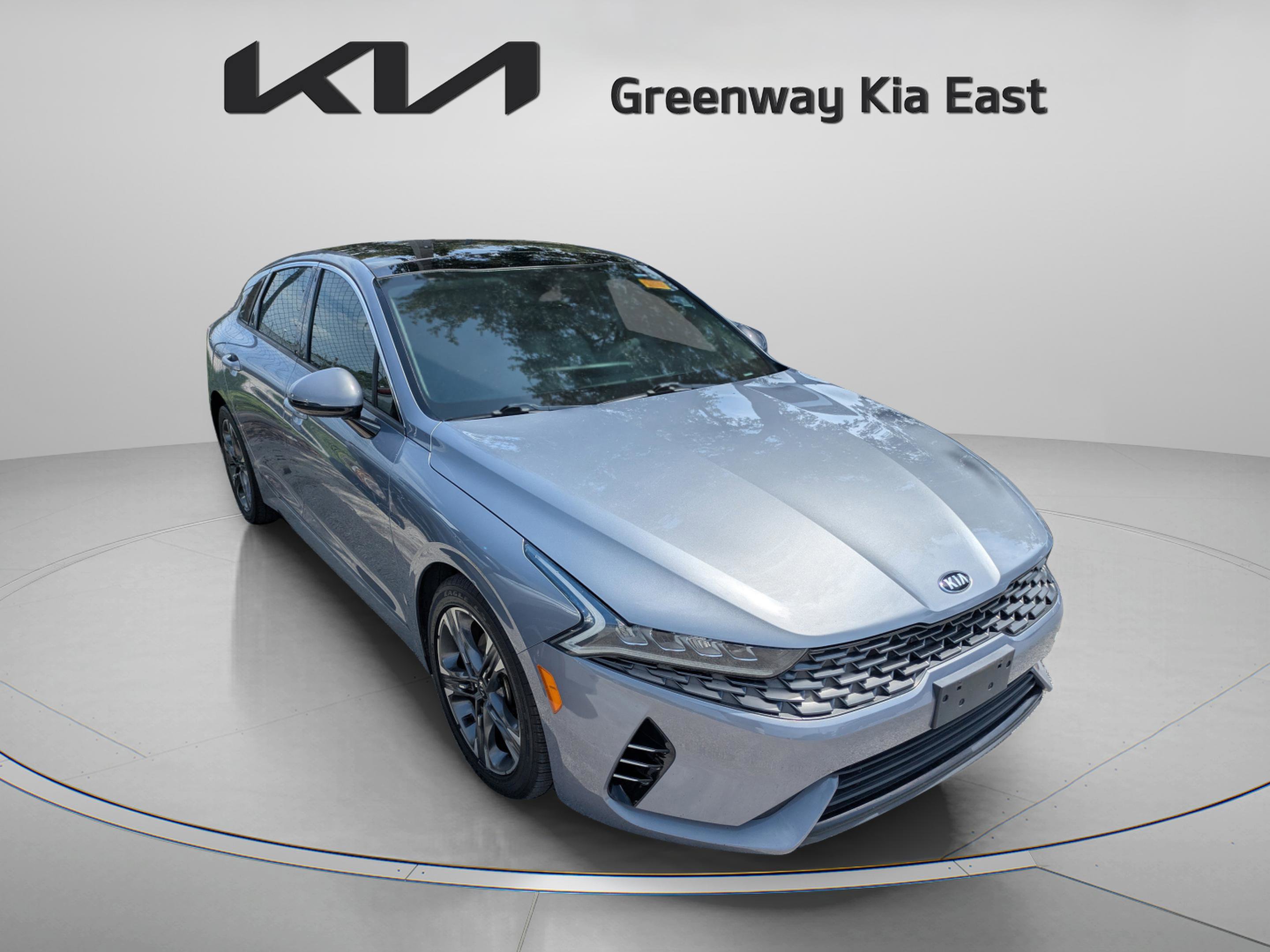 2021 Kia K5 EX photo 2