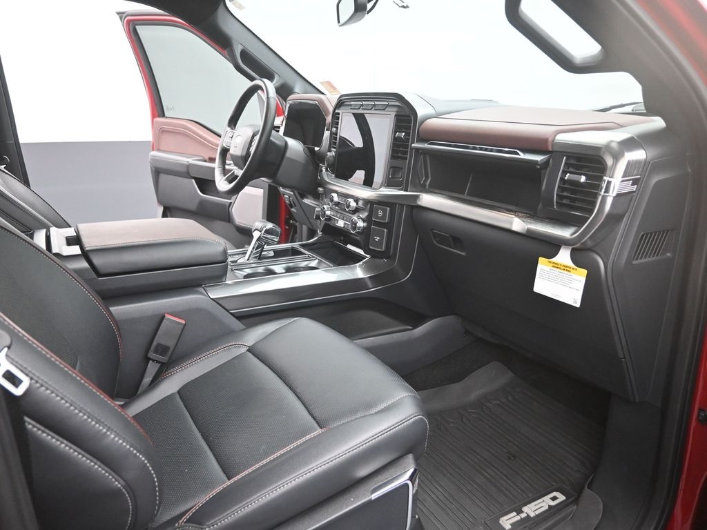 2023 Ford F-150 Lariat photo 23