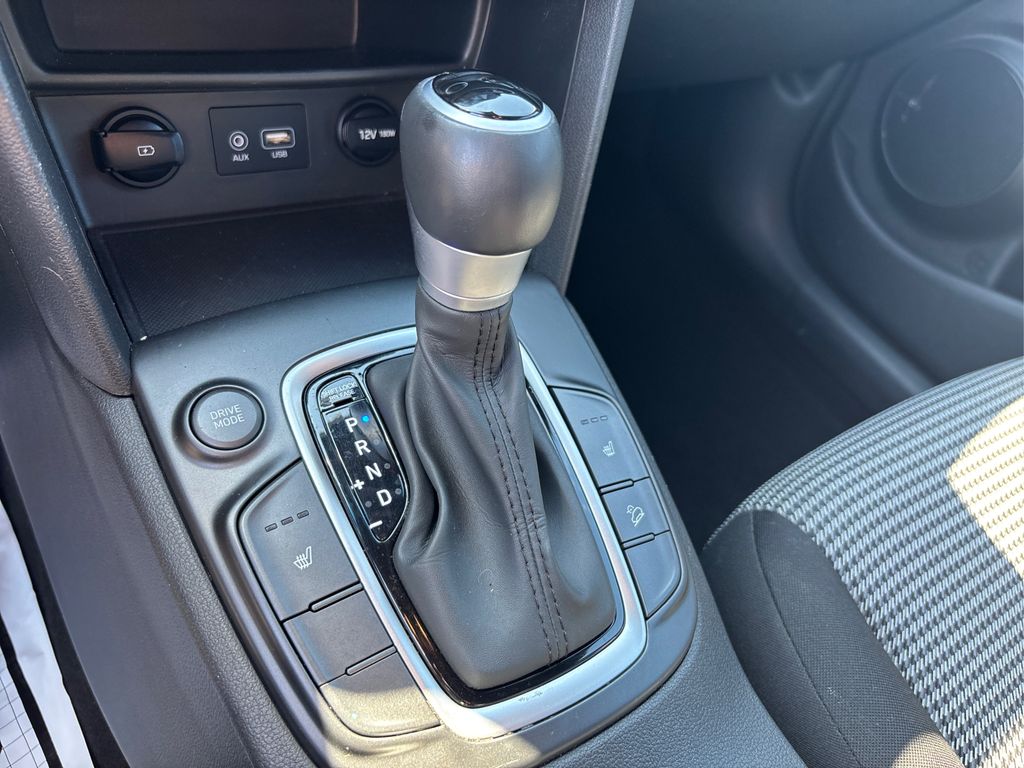2021 Hyundai Kona SEL Plus photo 27