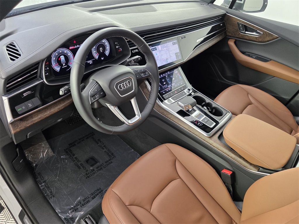 2025 Audi Q7 55 Premium photo 8
