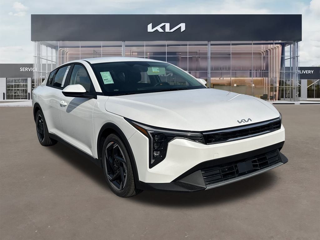 2025 Kia K4 EX's photo