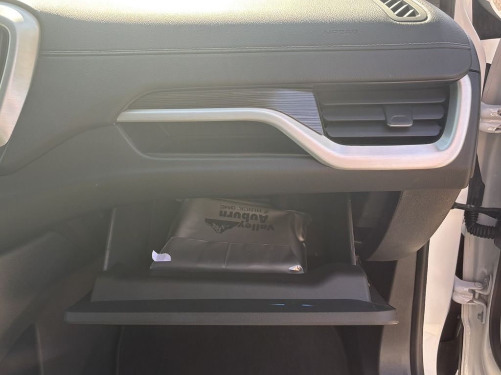 2022 Gmc Terrain SLE photo 31