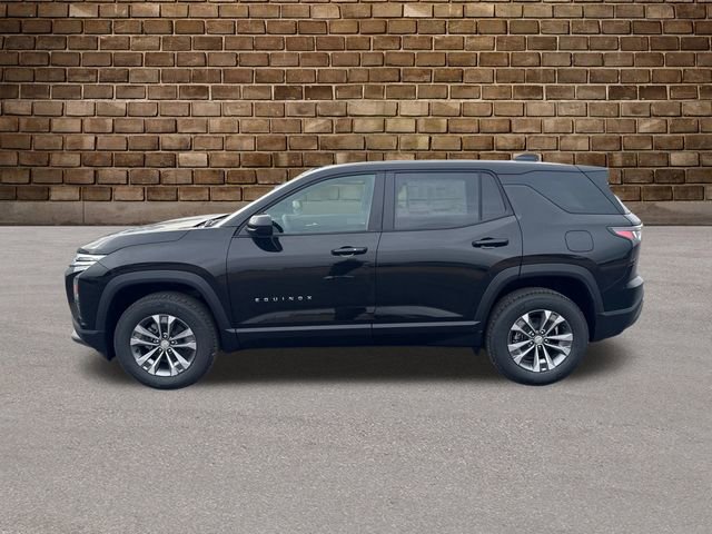 2026 Chevrolet Equinox LT photo 2