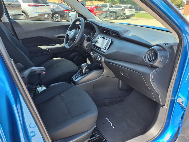 2024 Nissan Kicks S photo 17