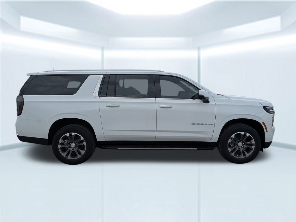 2026 Chevrolet Suburban LT photo 5