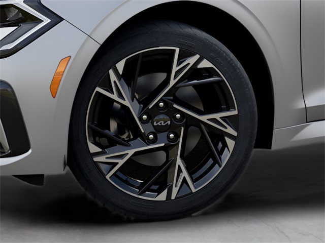 2025 Kia K5 GT-Line photo 17