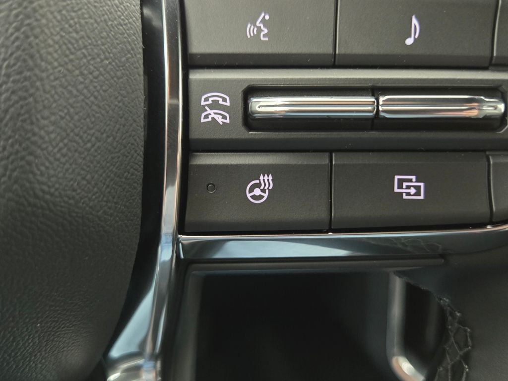 2026 Gmc Acadia Elevation photo 6