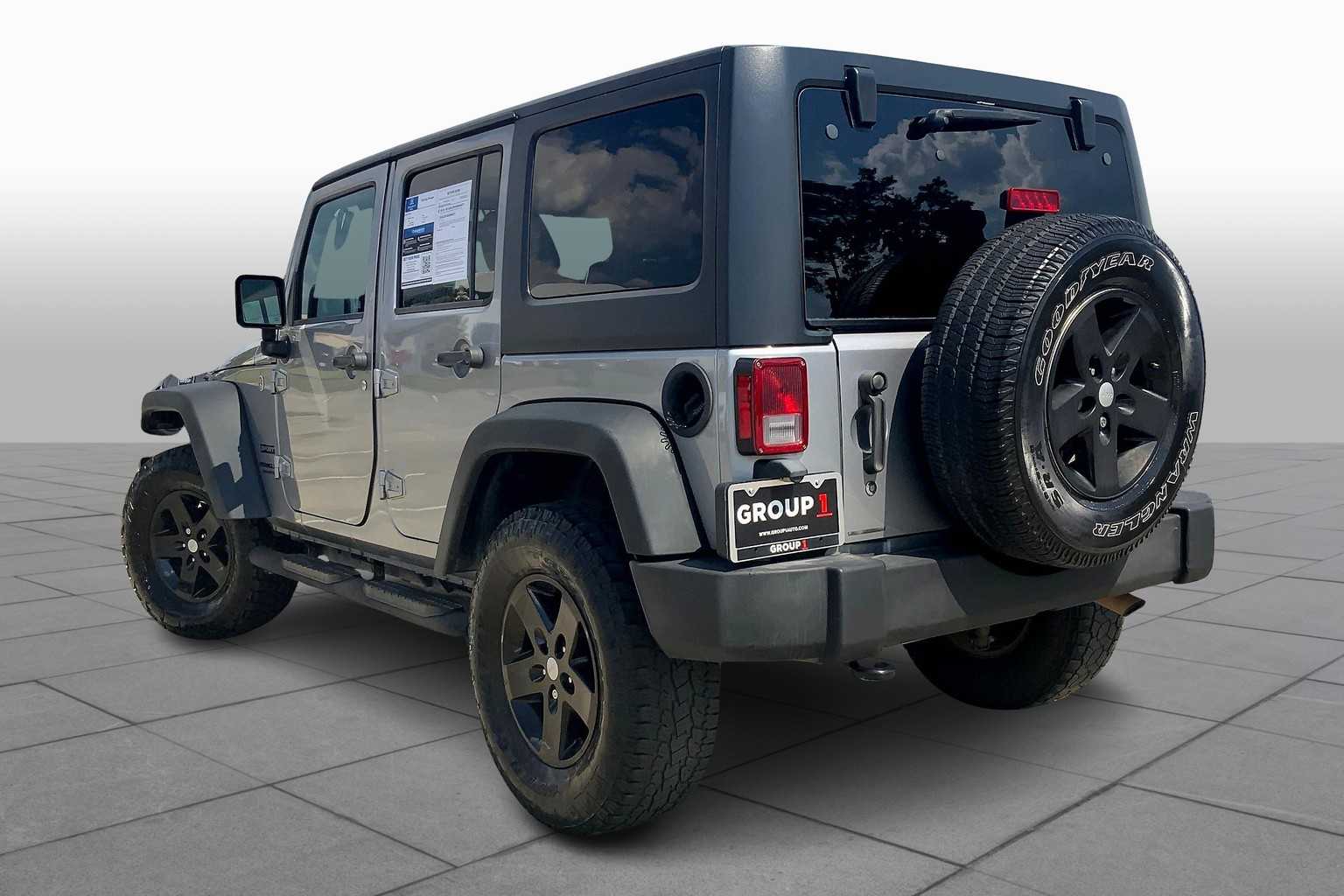 2016 Jeep Wrangler Unlimited Sport photo 11