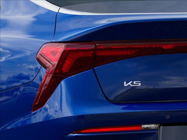 2026 Kia K5 GT-Line photo 11