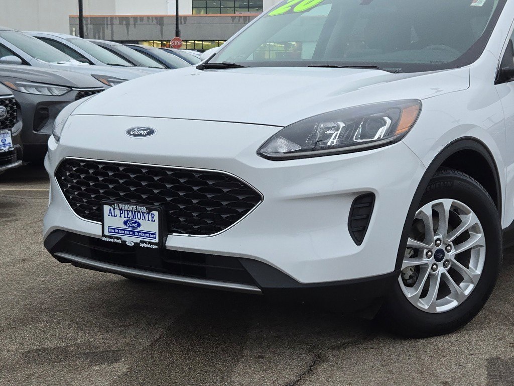 Certified 2020 Ford Escape SE with VIN 1FMCU0G68LUC51370 for sale in Melrose Park, IL