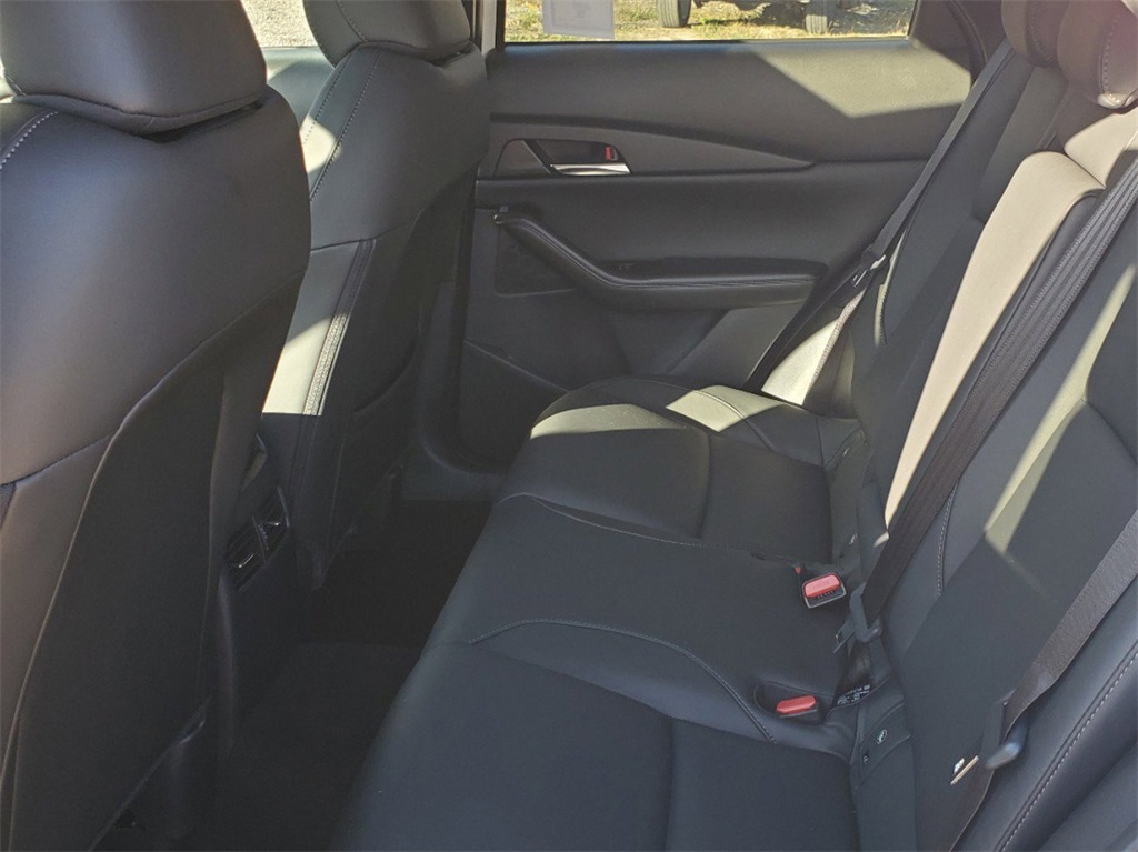 2025 Mazda CX-30 2.5 S Preferred photo 5