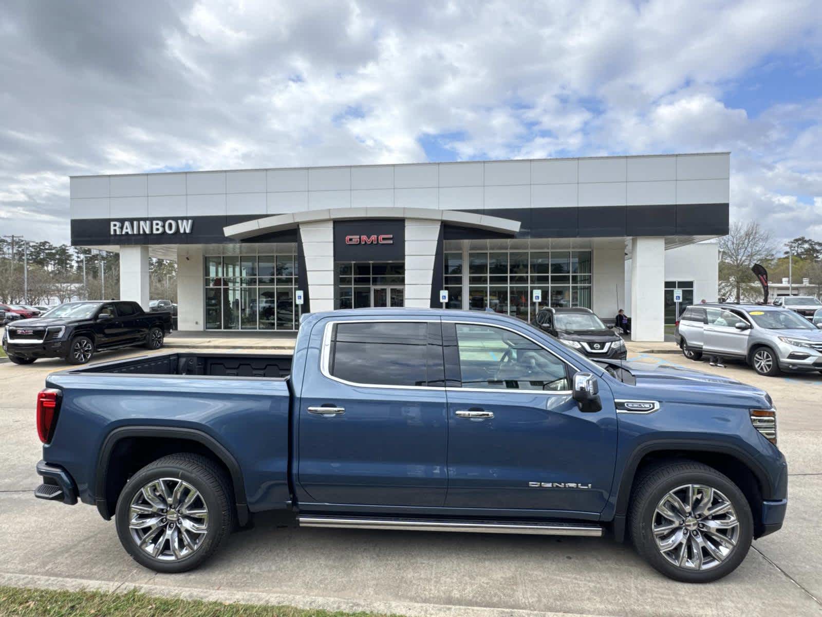 2026 GMC Sierra 1500 Denali's photo