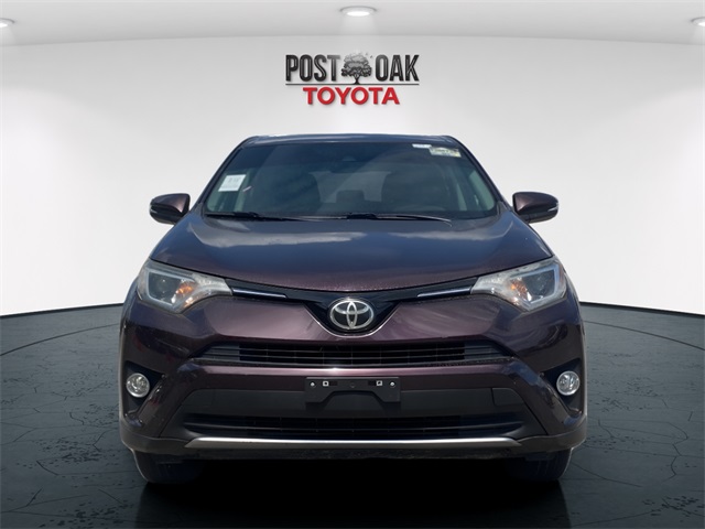 2018 Toyota RAV4 Adventure XLE photo 3