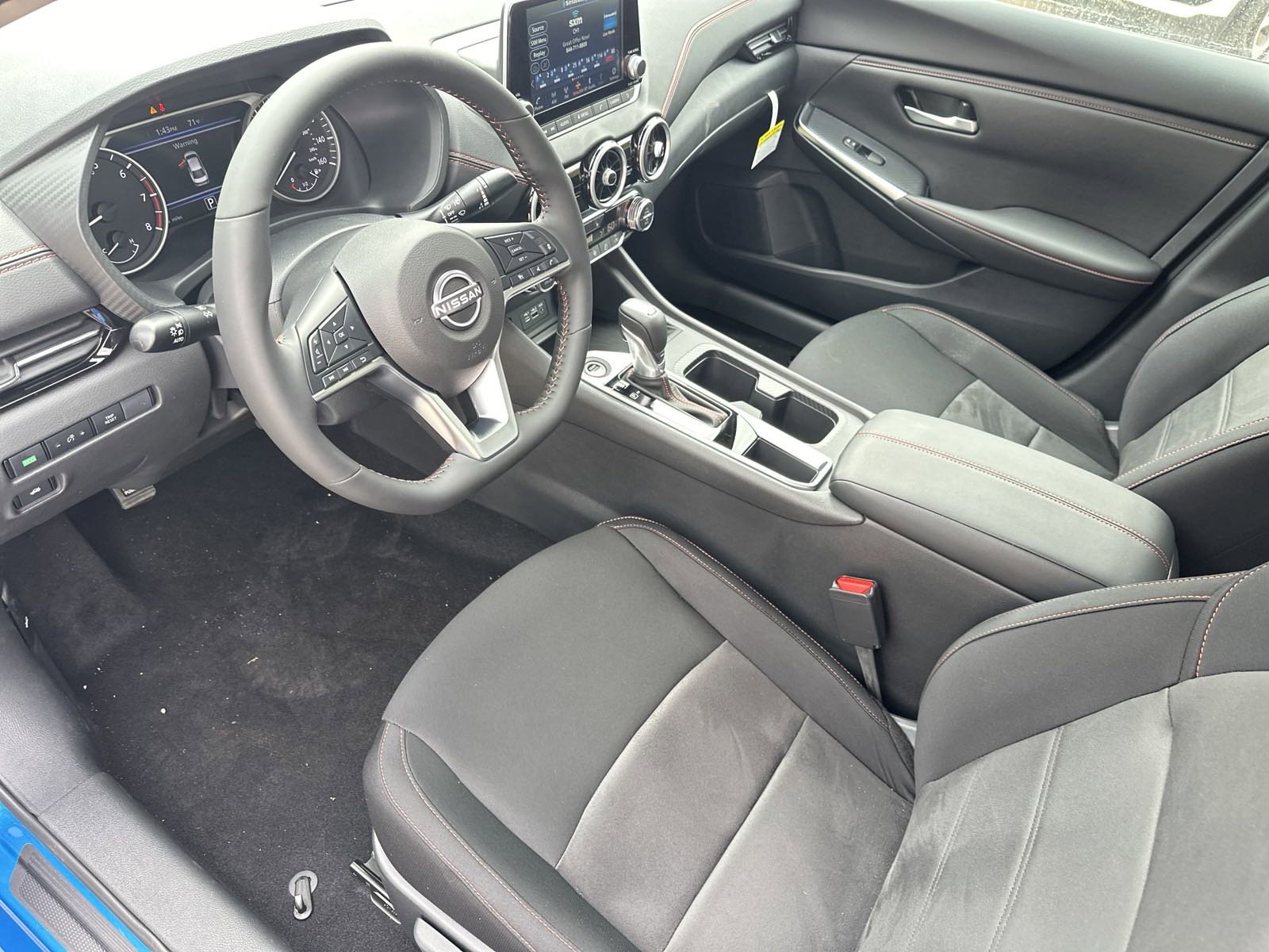 2025 Nissan Sentra SR photo 10