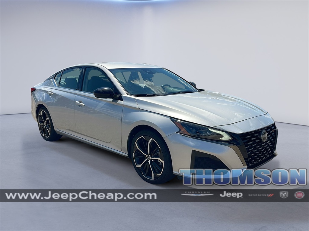 2024 Nissan Altima SR