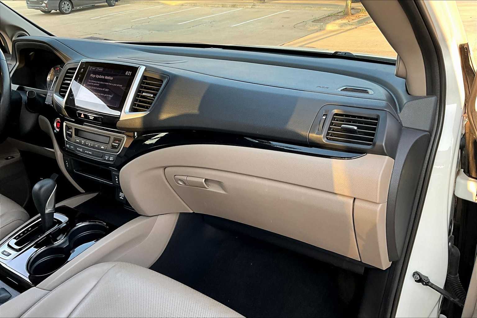 2019 Honda Ridgeline RTL-E photo 15