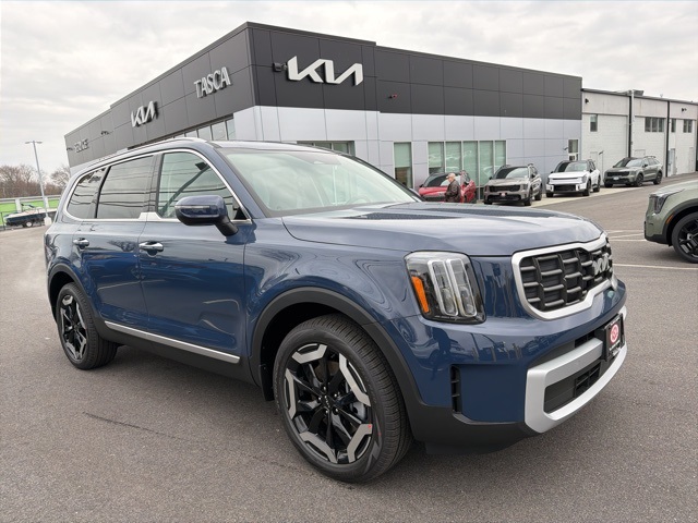 2025 Kia Telluride S's photo