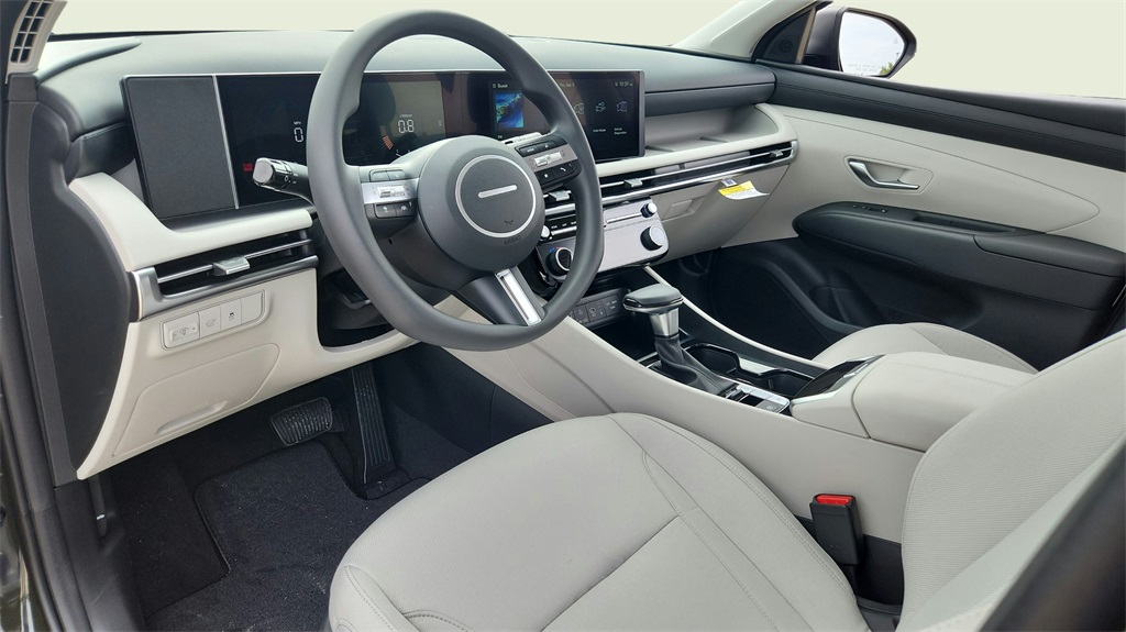 2025 Hyundai Tucson SEL photo 8