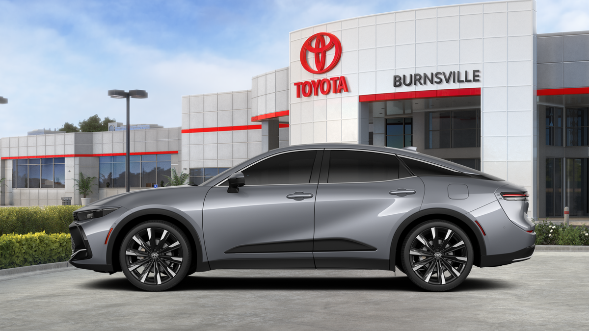 2026 Toyota Crown Platinum photo 4