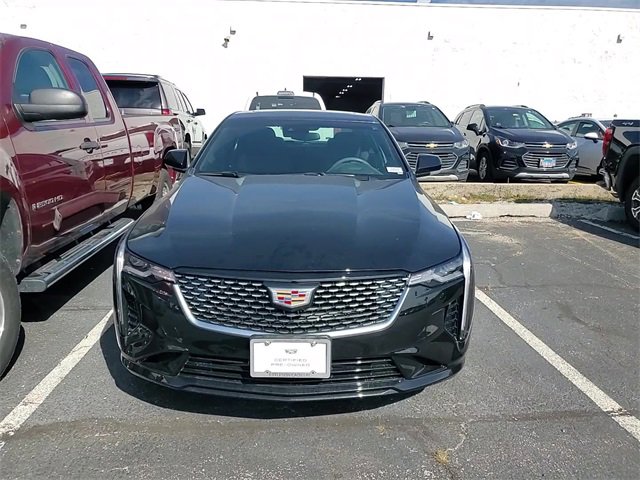 2022 Cadillac CT4 Luxury photo 9
