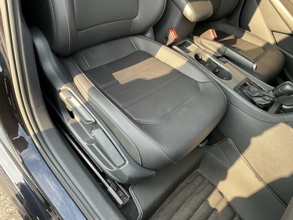 2021 Volkswagen Passat 2.0T SE photo 22