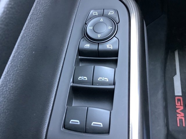 2023 Gmc Acadia SLT photo 19