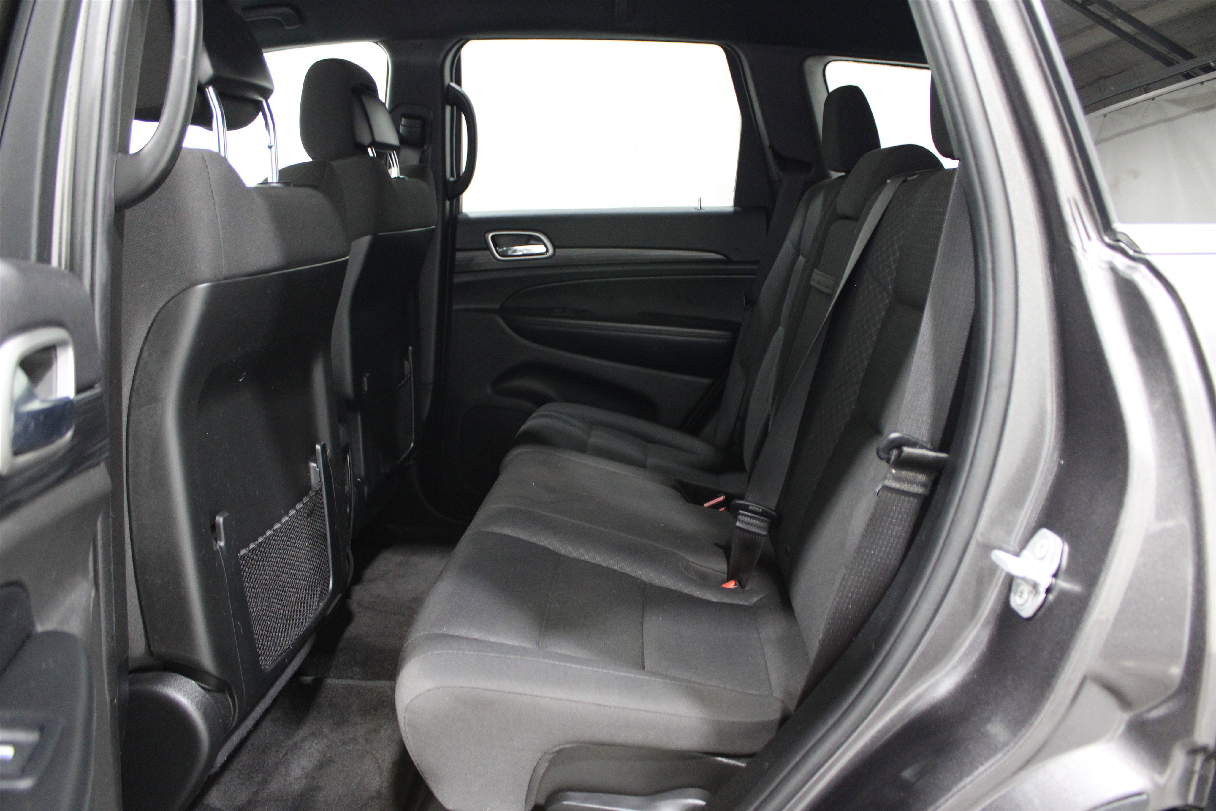 2019 Jeep Grand Cherokee Laredo E photo 19